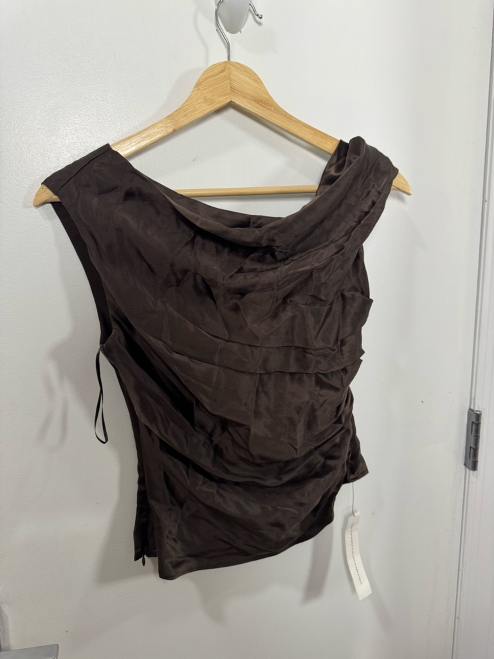 Nwt reformation Hera silk top in black bean / size 0 - Picture 6 of 8